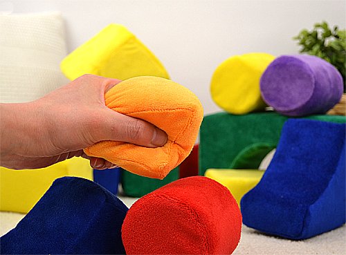 http://www.ehonnavi.net/shopping/item.asp?c=4710971134067